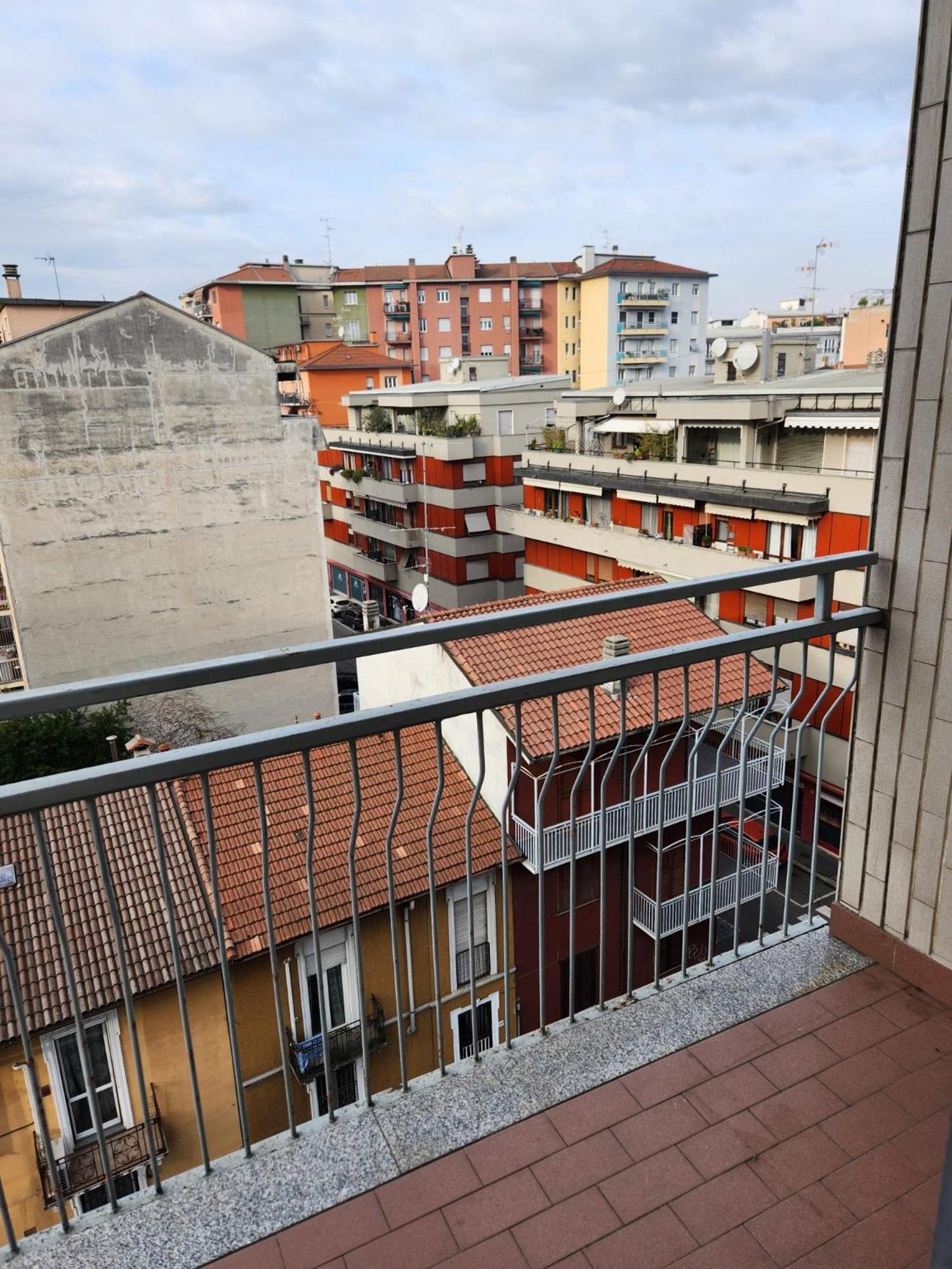 Guesthouse - Metro M1 Sesto Rondo Sesto San Giovanni Extérieur photo